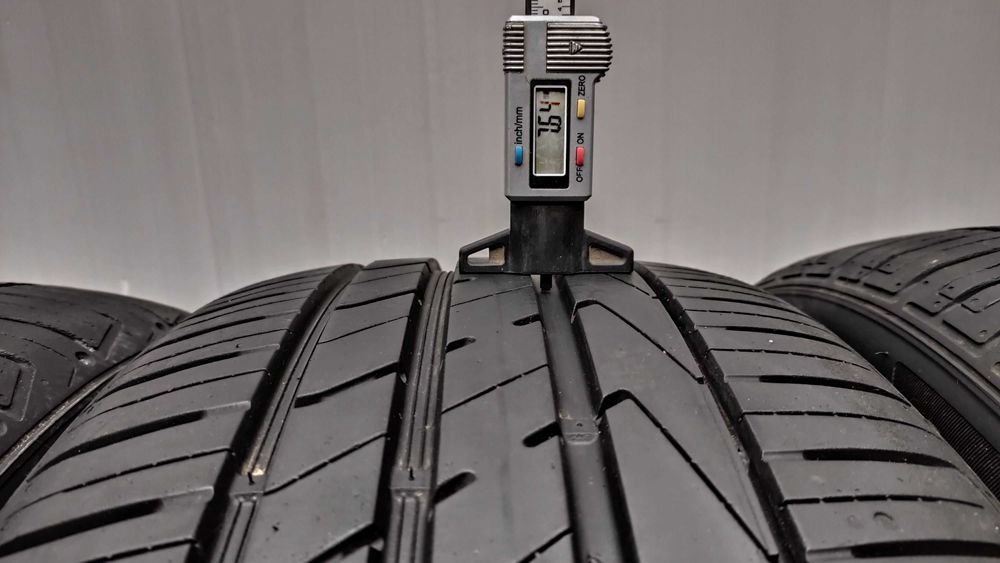 шини 235/50R19. Hankook. 7,5мм. 2022р
