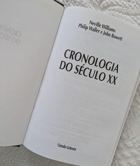 Livro 'cronologia do séc XX'