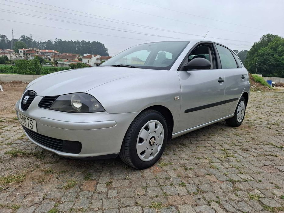 Seat Ibiza 1.2 Gasolina 5 Portas / Lugares Muito bom estado