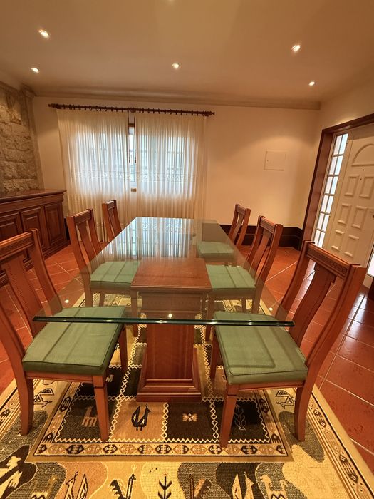 Mesa jantar com 6 cadeiras