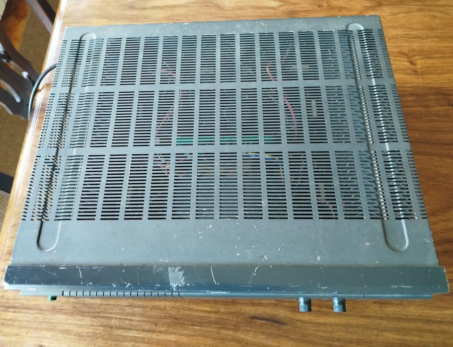 Pré amplificador NAD 1000 e power 2700THX