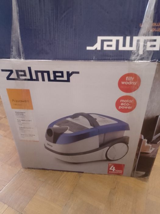Моющий пылесос Zelmer.