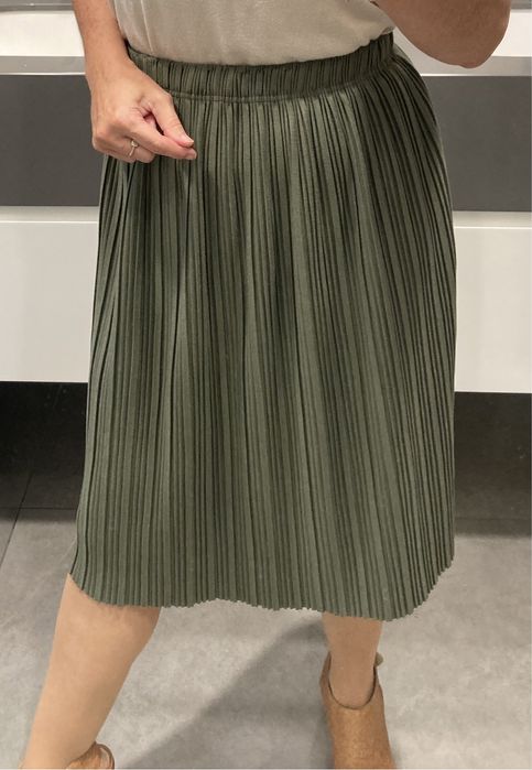 Plisowana spódnica khaki reserved rozm. 164 XS S