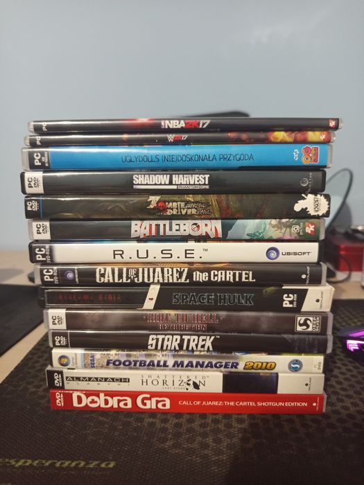 Zestaw gier komputerowych