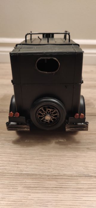 blaszana zabawka auto metalowy samochod autko dlugosc 28 cm