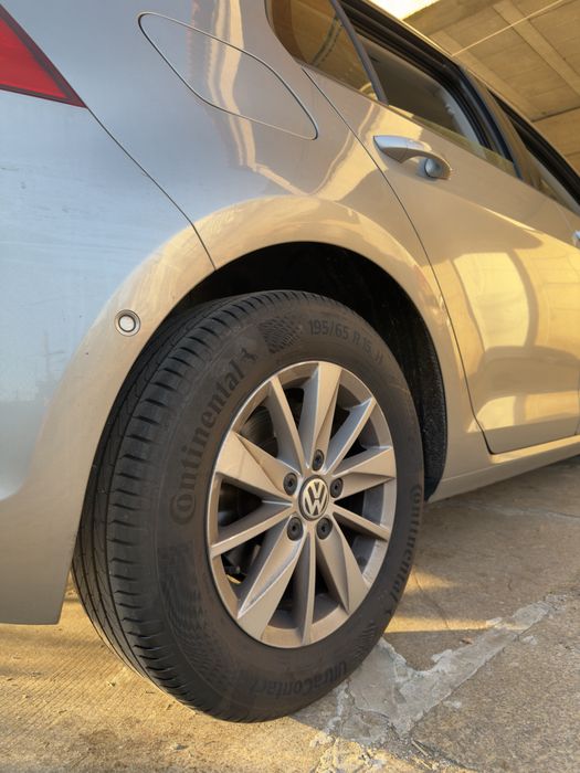 Volkswagen Golf 7 - 1.6 Tdi - Caixa 6 velocidades