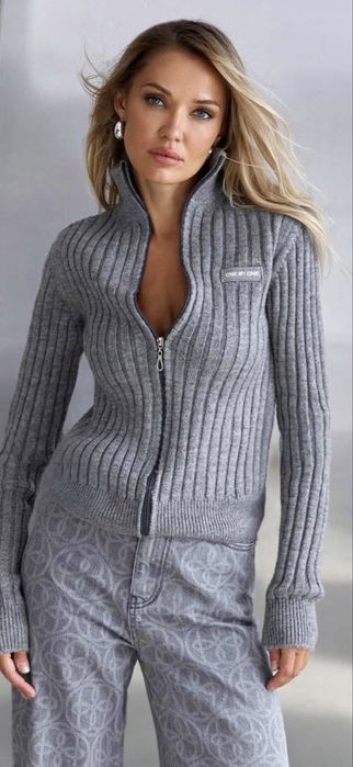 Кофта one by one , c.