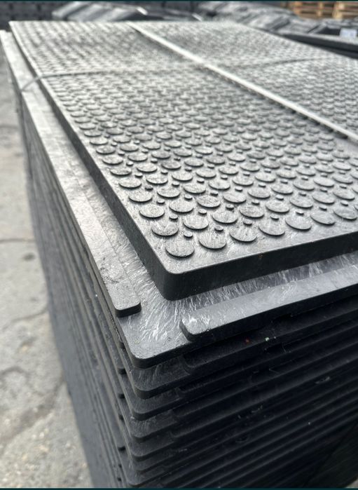 Płyty drogowe PVC, płyty chodnikowe,maty drogowe,droga tymczasowa