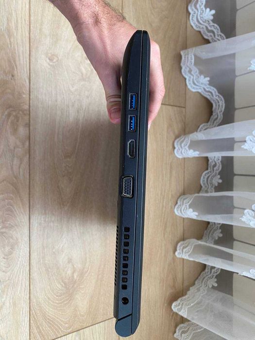 Ноутбук Toshiba Satellite Pro R50-B-12P (15.6, i5-4005, 8Gb, 1000Gb)