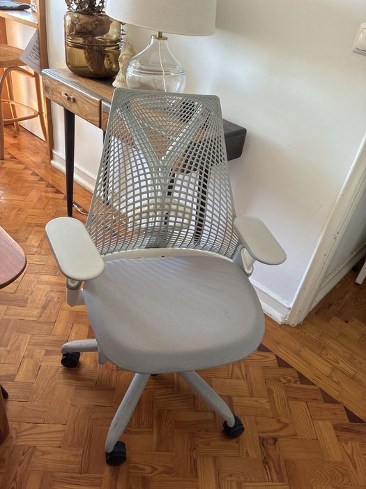 Cadeira de escritório herman miller