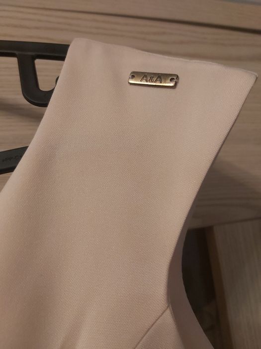 Sukienka z koronka+ pasek