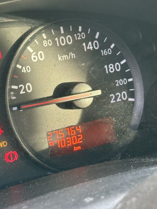 Nissan navara d40 2010