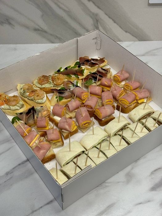 Домашня їжа на замовлення,фуршетні страви,бенкетне меню