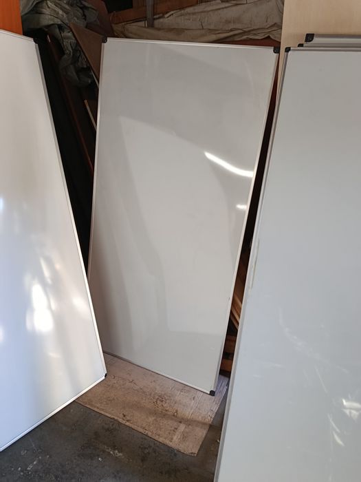 Магнітна маркерна дошка.