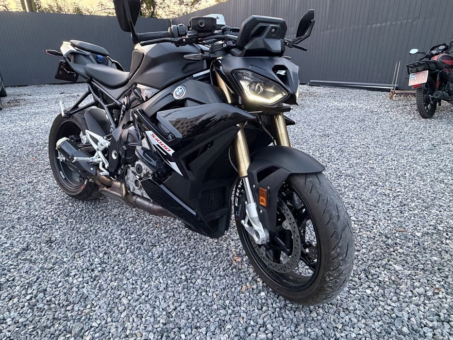 продам BMW S1000R.