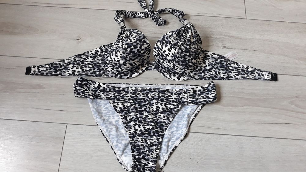 Strój kąpielowy panterka