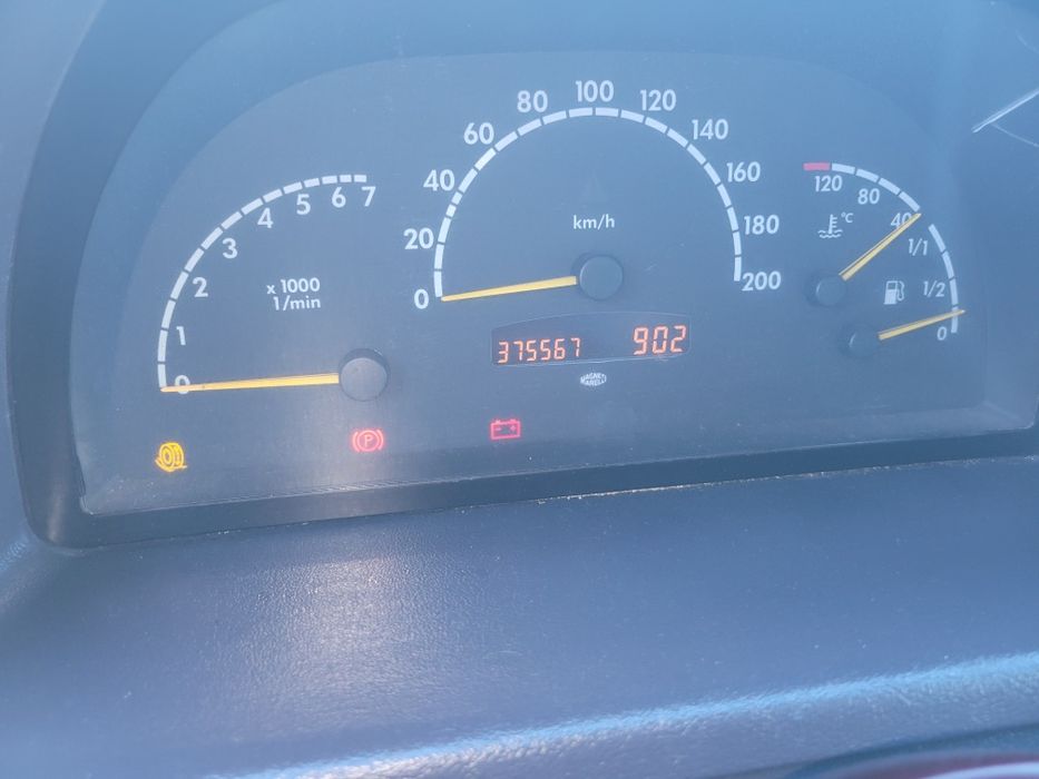 MERCEDES Benz 110CDI 9 lugares