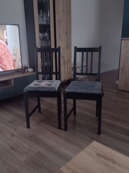 krzesła do salonu, pokoju