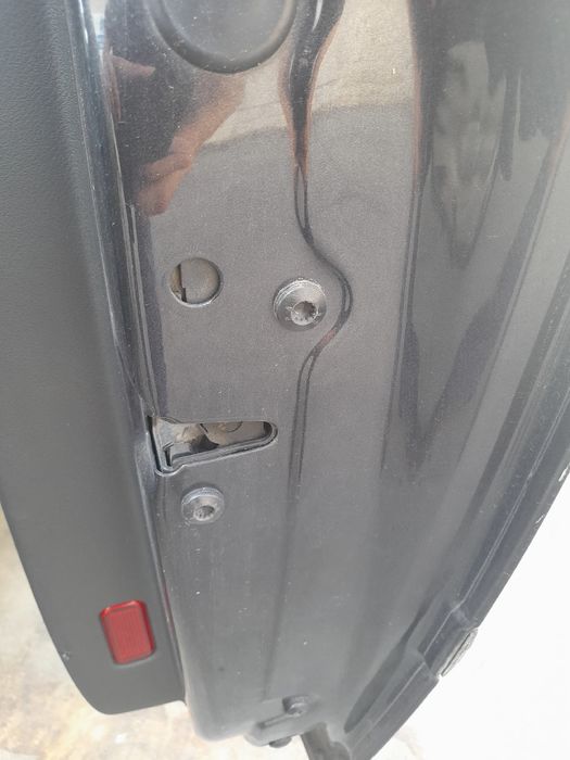 Fechadura / fecho porta frente direito AUDI A3 (8P1)