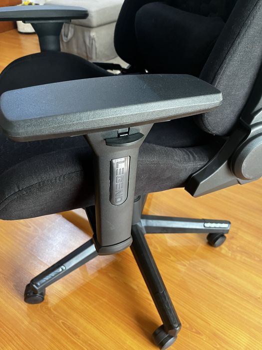 Cadeira Gaming JYSK Nibe (Legend) em Tecido – Ergonómica e Confortável