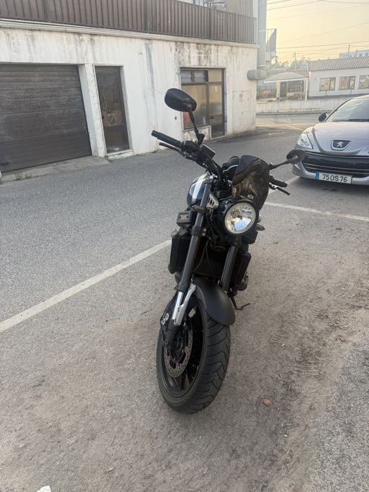 Yamaha xsr 900 como nova