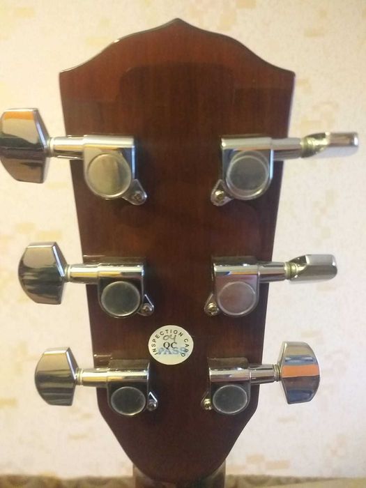 Терміново Гітара акустична CD-60S Nat. В новому стані