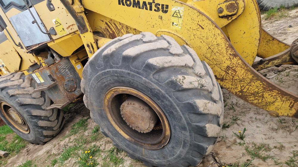 Ładowarka kołowa Komatsu WA 270-3 części most silnik koła wał szyba