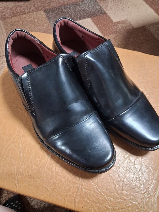 Продам новые туфли