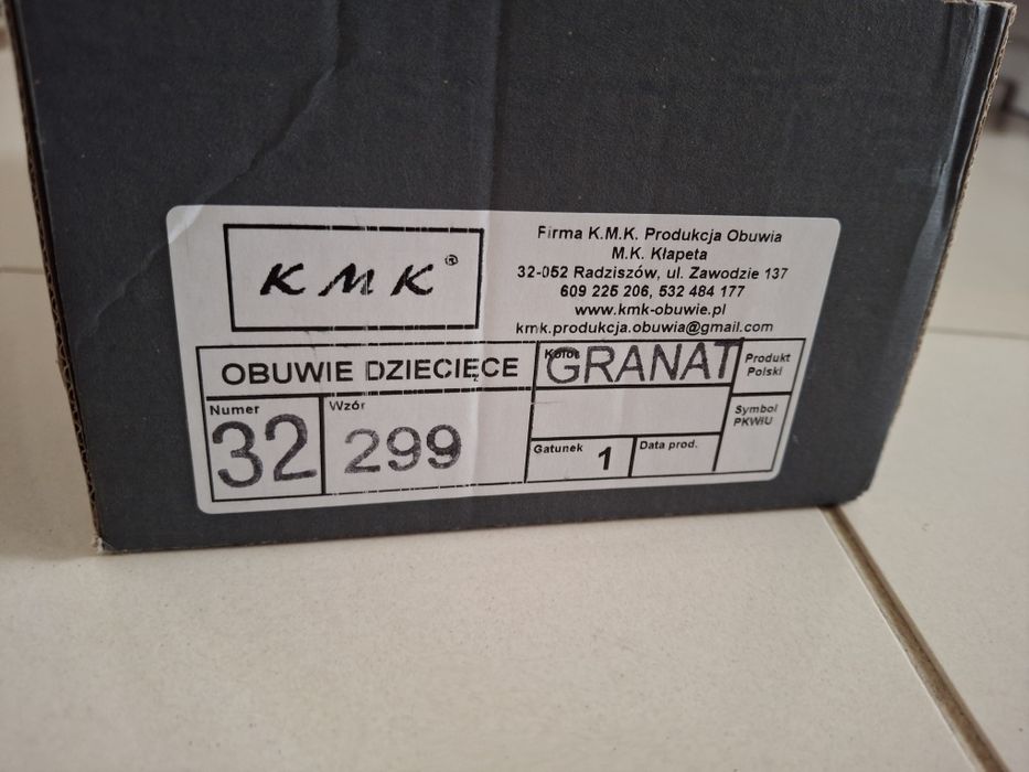 Chłopięce pantofle  r. 32