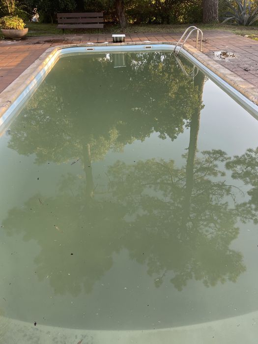 Manutenção e limpeza de piscinas