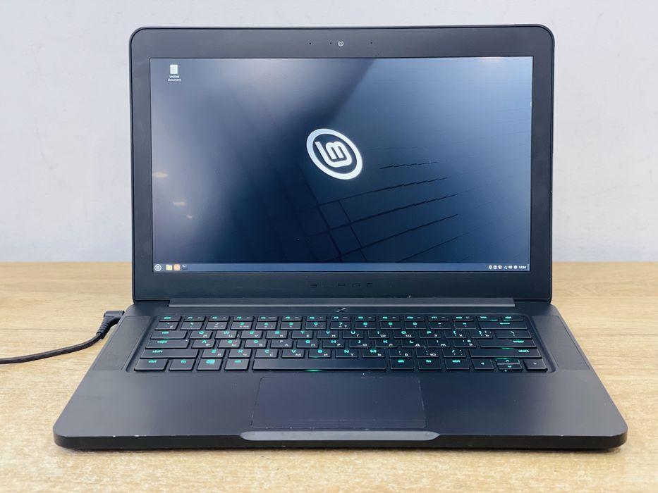 Razer Blade/FHD/i7-6700HQ/3.5 GHz/16 ГБ/SSD 256/GTX 1060/6ГБ