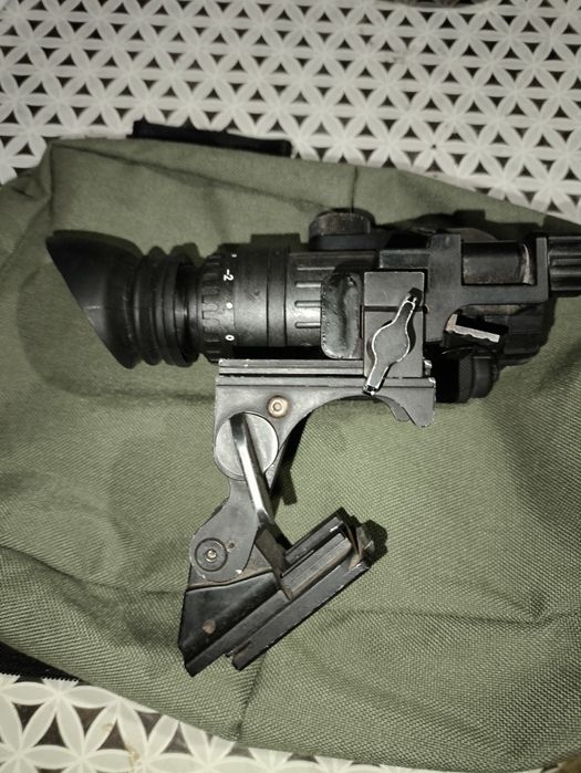 Продам прибор нічого бачення PVS 14 Bravo Gen3    з кріпленням