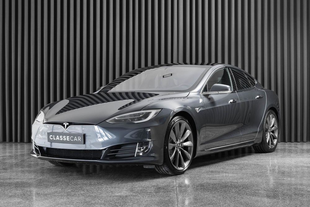 Tesla Model S 75D AWD