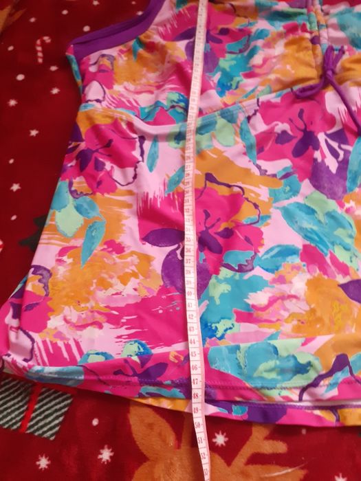 Bikini gora od kostiumu 52/54 w biuscie 140 cm