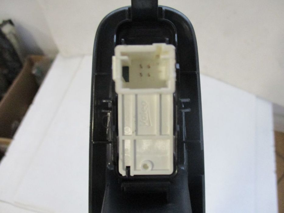 Botao interruptor vidros Peugeot 308 2014