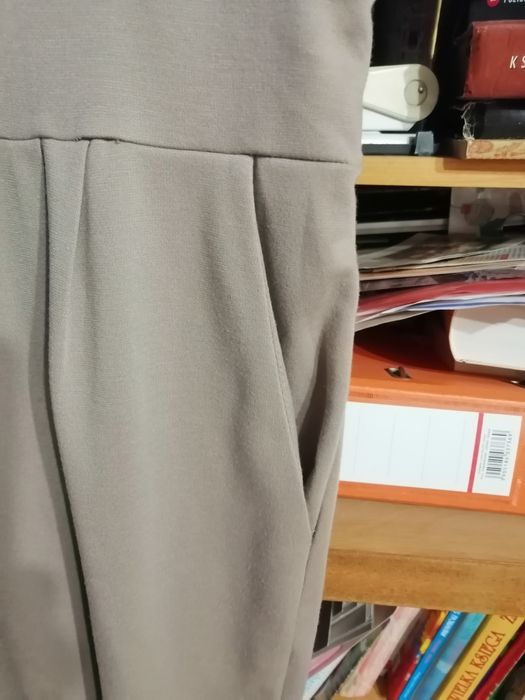 Beżowa bawełniana sukienka