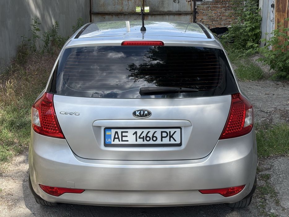 Kia Ceed 2009 год