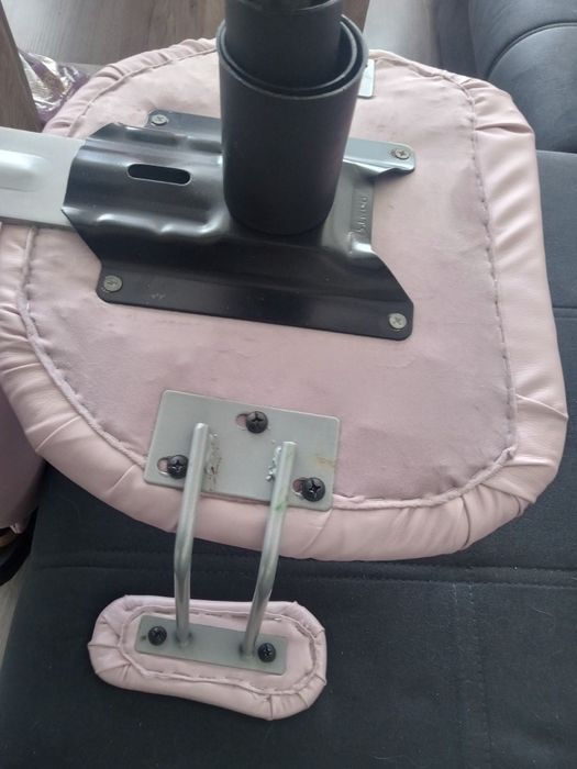 Fotel  dziecięcy typu "kotek  "