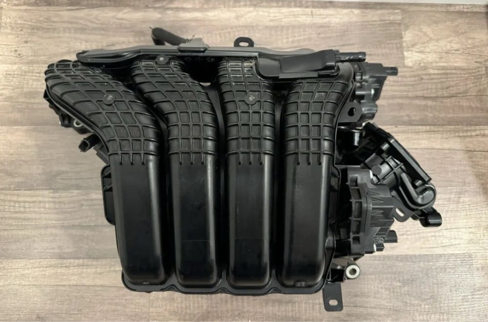 Впускний колектор Nissan rogue T33 2021-2023