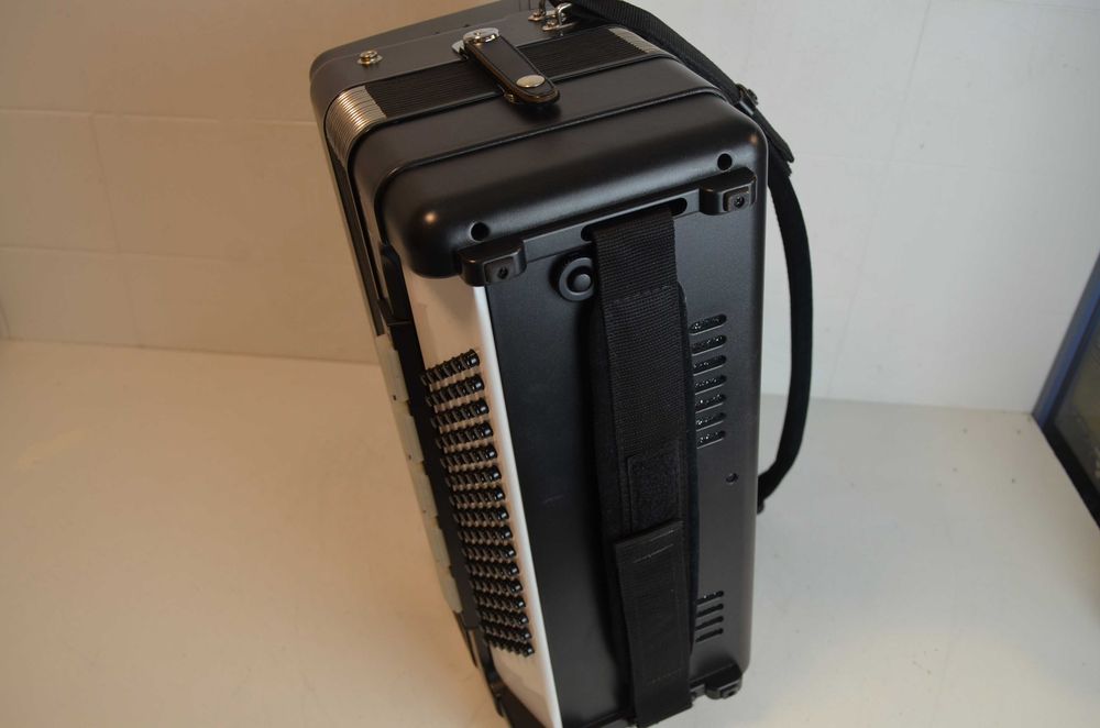 Acordeao roland FR 2