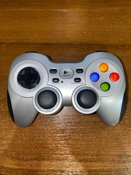 Геймпад Logitech F710 Black/Silver