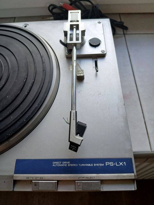 Gramofon Sony PS-LX1