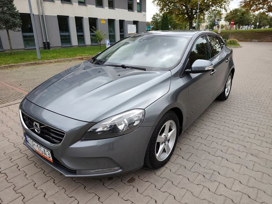 Volvo V40 1.6 D2 115Km *2015r *Navi