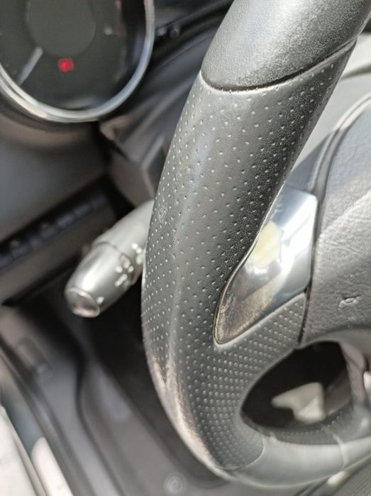 Peugeot 5008 ano 2013
