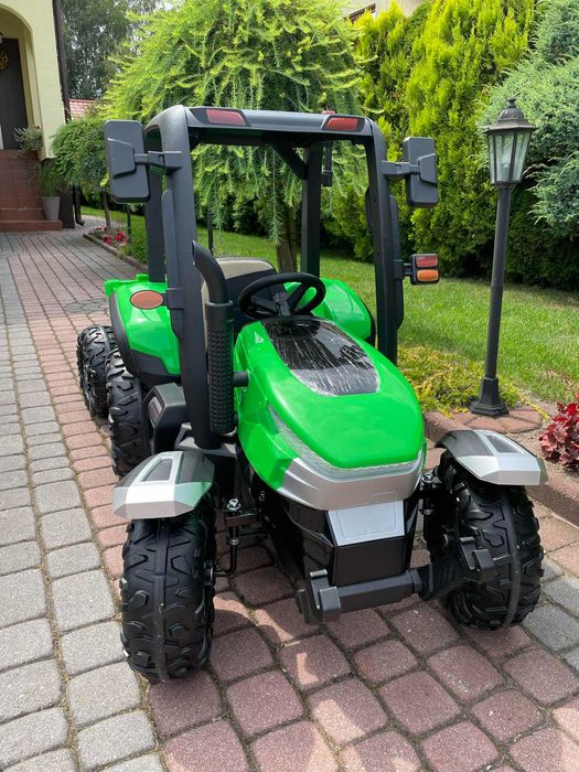 MEGA DUŻY Traktor na akumulator z przyczepą 24v 2x200W Skóra EVA