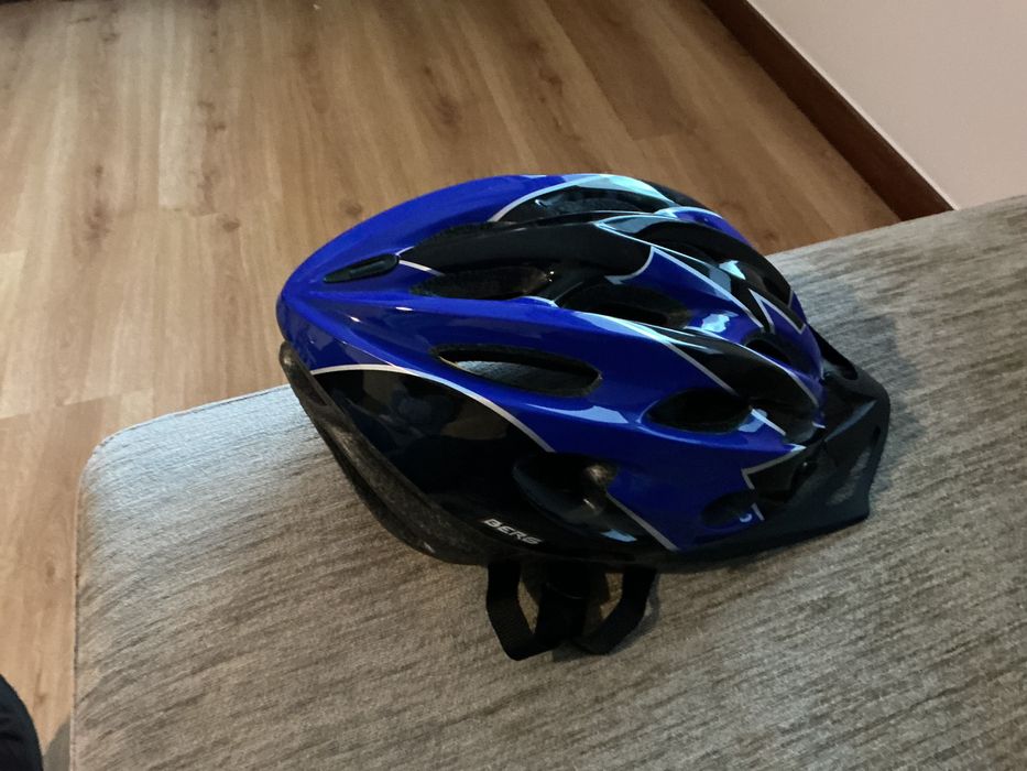 Capacete de bicicleta marca Berg