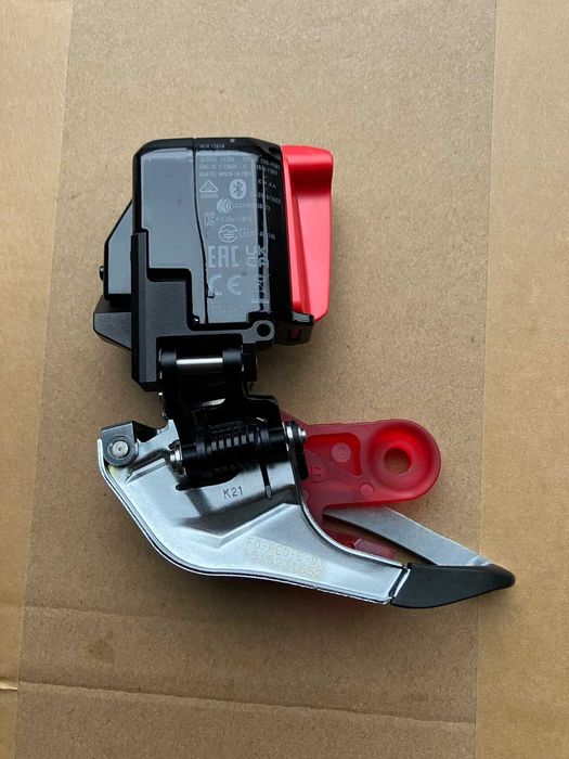 Câmbio dianteiro SRAM Red D1 eTap AXS de 12 velocidades com montagem