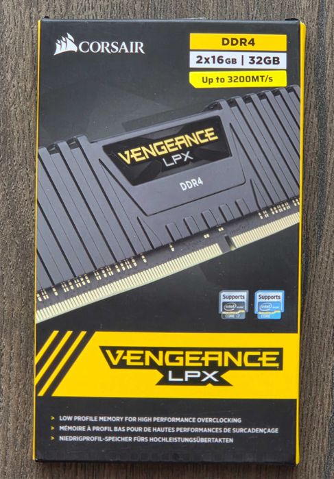 Оперативна пам'ять DDR4 Corsair Vengeance LPX 32 GB (2х16 gb) НОВА