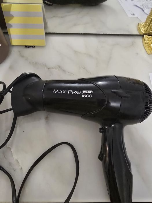 Secador de Cabelo Wahl Max Pro 1600 - Preto