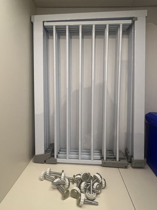 4 units of Stair safety gates from Monkey Mum size small (63-70cm x 78cm).